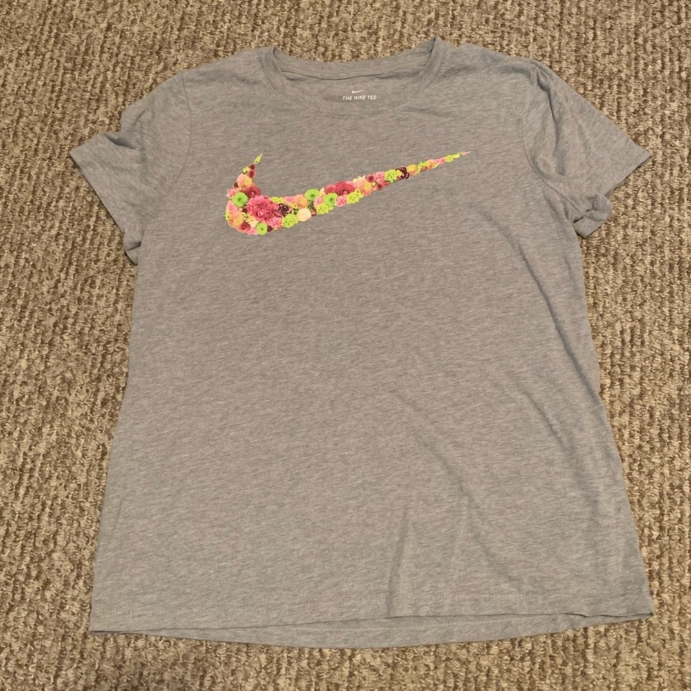 Nike Tee